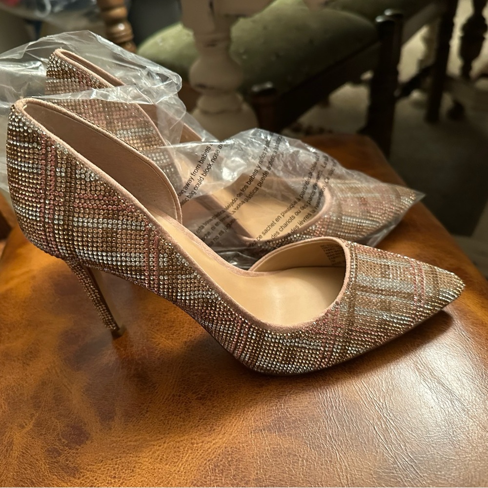 INC International Concepts Plaid Heels in Brown and Tan